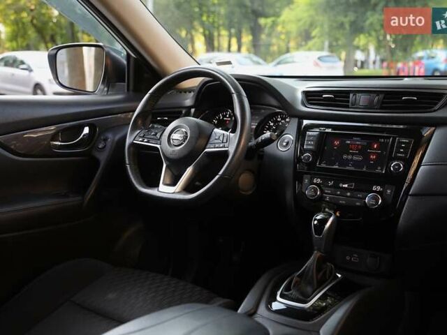 Білий Ніссан Rogue, об'ємом двигуна 2.49 л та пробігом 74 тис. км за 16500 $, фото 10 на Automoto.ua