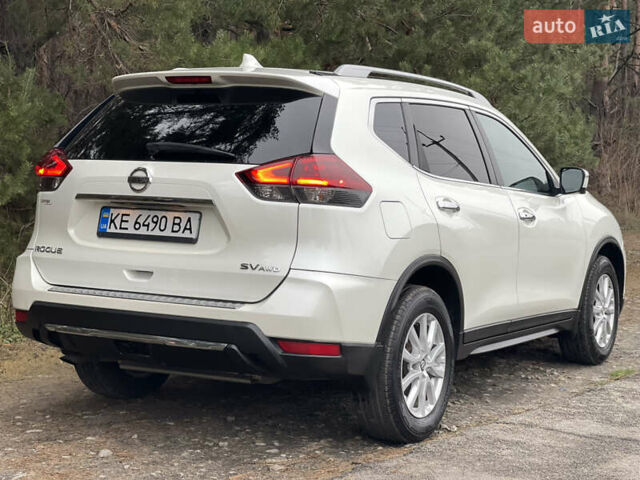 Белый Ниссан Rogue, объемом двигателя 0 л и пробегом 75 тыс. км за 17500 $, фото 20 на Automoto.ua