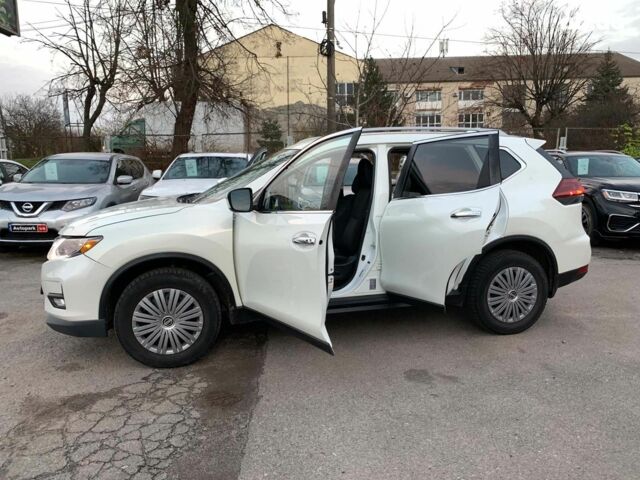 Белый Ниссан Rogue, объемом двигателя 2.5 л и пробегом 144 тыс. км за 14890 $, фото 16 на Automoto.ua