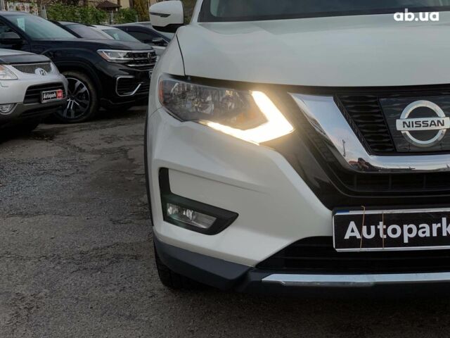 Белый Ниссан Rogue, объемом двигателя 2.5 л и пробегом 144 тыс. км за 14890 $, фото 11 на Automoto.ua