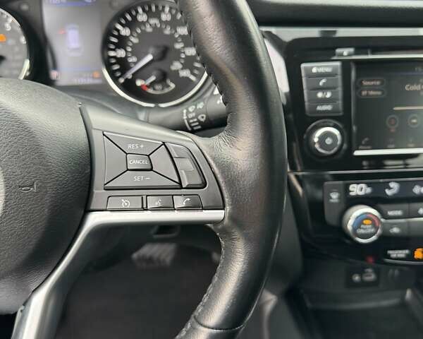 Белый Ниссан Rogue, объемом двигателя 2.5 л и пробегом 113 тыс. км за 14999 $, фото 32 на Automoto.ua