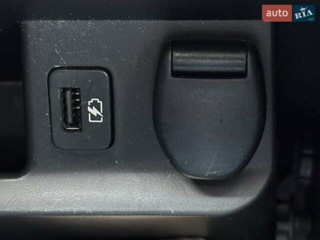 Белый Ниссан Rogue, объемом двигателя 2.49 л и пробегом 100 тыс. км за 15499 $, фото 48 на Automoto.ua