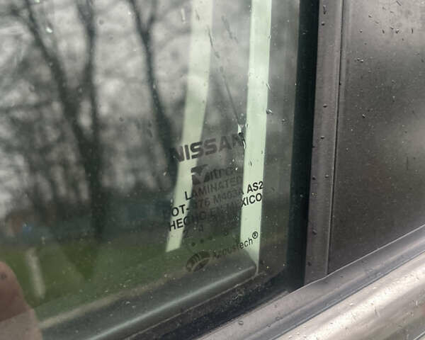 Белый Ниссан Rogue, объемом двигателя 2.49 л и пробегом 105 тыс. км за 16700 $, фото 27 на Automoto.ua