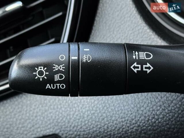 Белый Ниссан Rogue, объемом двигателя 2.49 л и пробегом 100 тыс. км за 15499 $, фото 26 на Automoto.ua