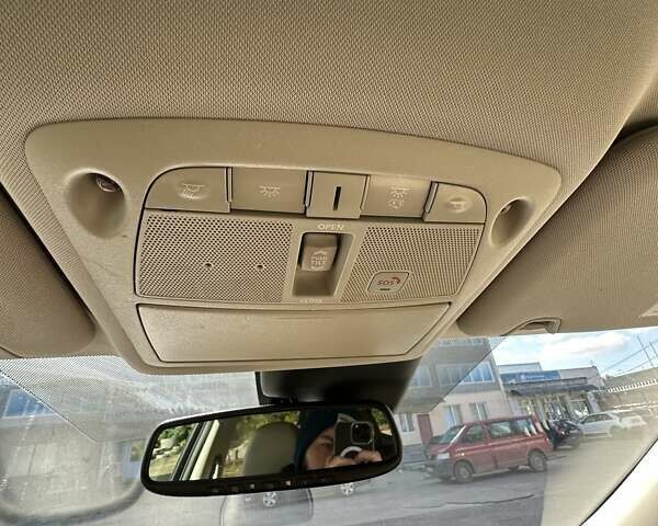 Белый Ниссан Rogue, объемом двигателя 2.49 л и пробегом 89 тыс. км за 18500 $, фото 19 на Automoto.ua