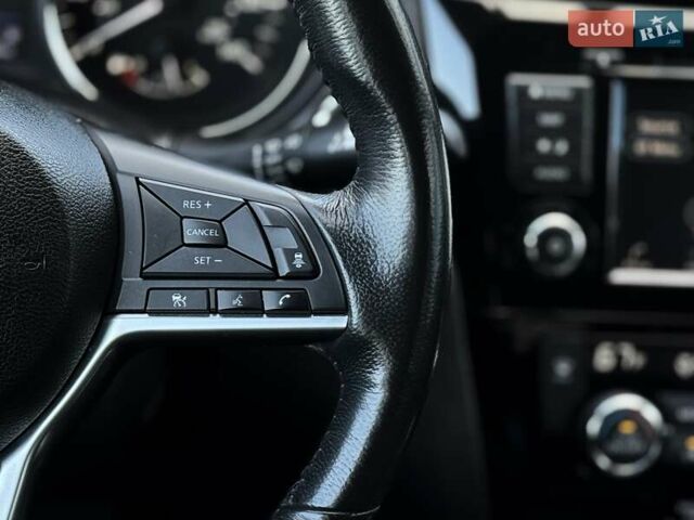 Белый Ниссан Rogue, объемом двигателя 2.49 л и пробегом 100 тыс. км за 15499 $, фото 24 на Automoto.ua