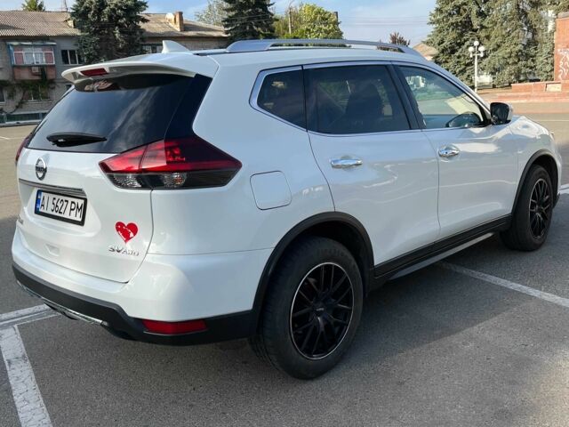 Белый Ниссан Rogue, объемом двигателя 2.5 л и пробегом 153 тыс. км за 16500 $, фото 13 на Automoto.ua