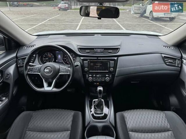Белый Ниссан Rogue, объемом двигателя 2.5 л и пробегом 113 тыс. км за 14999 $, фото 16 на Automoto.ua