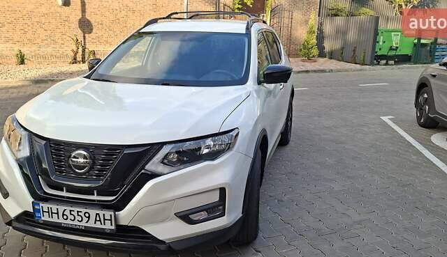 Білий Ніссан Rogue, об'ємом двигуна 2.49 л та пробігом 67 тис. км за 17400 $, фото 1 на Automoto.ua