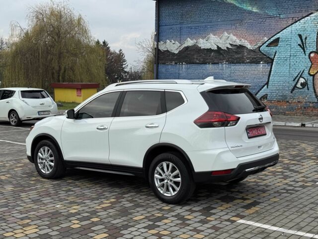 Белый Ниссан Rogue, объемом двигателя 2.5 л и пробегом 113 тыс. км за 14999 $, фото 5 на Automoto.ua