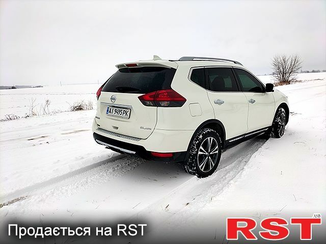 Білий Ніссан Rogue, об'ємом двигуна 2.5 л та пробігом 111 тис. км за 18900 $, фото 2 на Automoto.ua