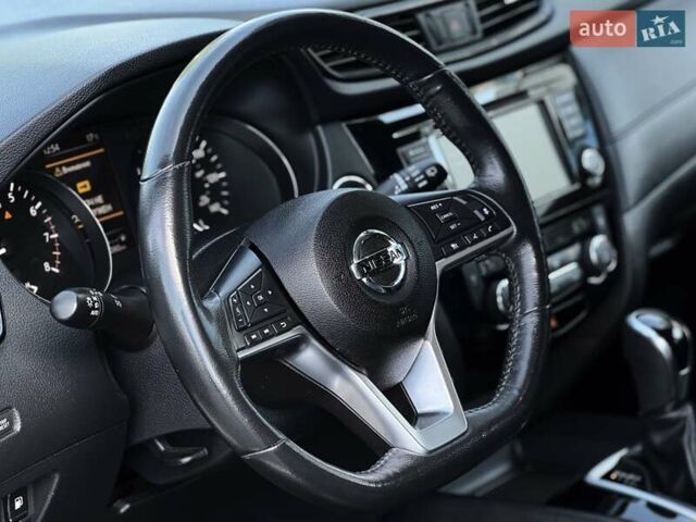 Белый Ниссан Rogue, объемом двигателя 2.49 л и пробегом 100 тыс. км за 15499 $, фото 14 на Automoto.ua