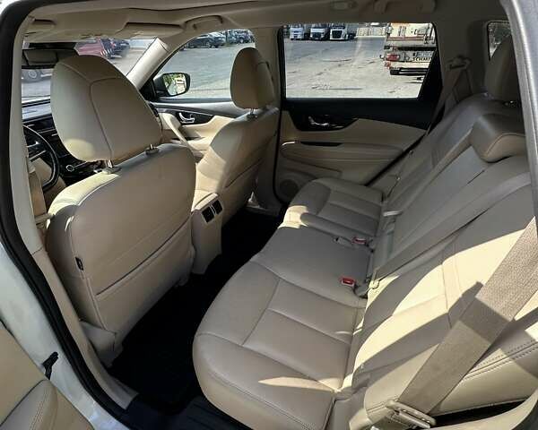 Белый Ниссан Rogue, объемом двигателя 2.49 л и пробегом 89 тыс. км за 18500 $, фото 18 на Automoto.ua