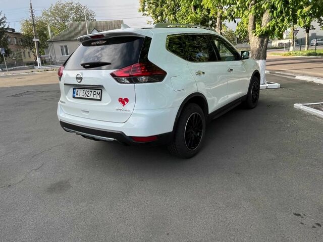 Белый Ниссан Rogue, объемом двигателя 2.5 л и пробегом 153 тыс. км за 16500 $, фото 12 на Automoto.ua