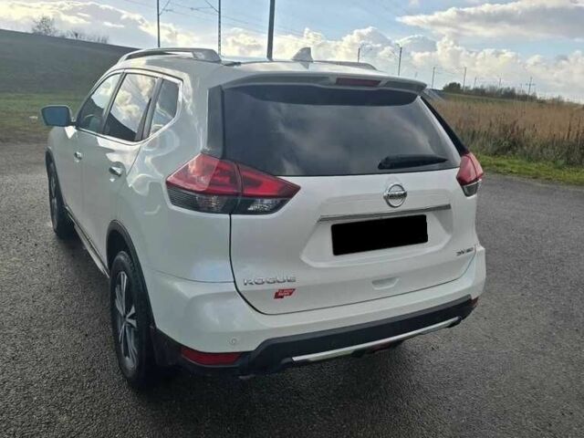 Белый Ниссан Rogue, объемом двигателя 0 л и пробегом 63 тыс. км за 10400 $, фото 10 на Automoto.ua