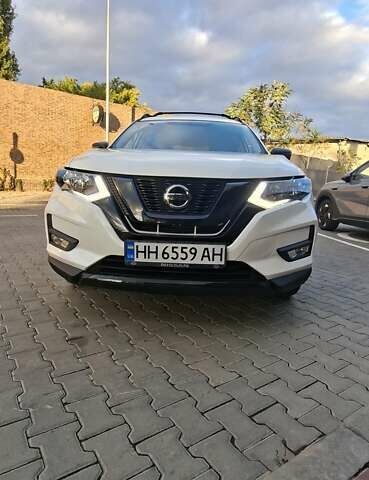 Білий Ніссан Rogue, об'ємом двигуна 2.49 л та пробігом 67 тис. км за 17400 $, фото 4 на Automoto.ua