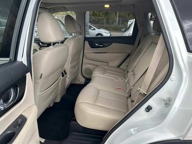 Білий Ніссан Rogue, об'ємом двигуна 2.5 л та пробігом 50 тис. км за 12900 $, фото 10 на Automoto.ua