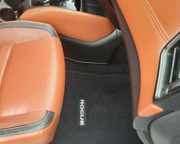 Белый Ниссан Rogue, объемом двигателя 2.49 л и пробегом 66 тыс. км за 13931 $, фото 17 на Automoto.ua