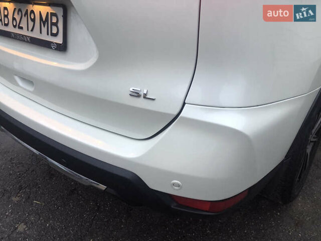 Белый Ниссан Rogue, объемом двигателя 2.49 л и пробегом 124 тыс. км за 17900 $, фото 8 на Automoto.ua