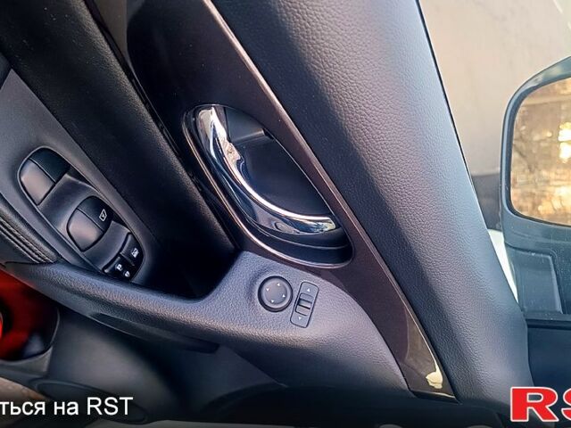 Білий Ніссан Rogue, об'ємом двигуна 2.5 л та пробігом 93 тис. км за 16200 $, фото 7 на Automoto.ua