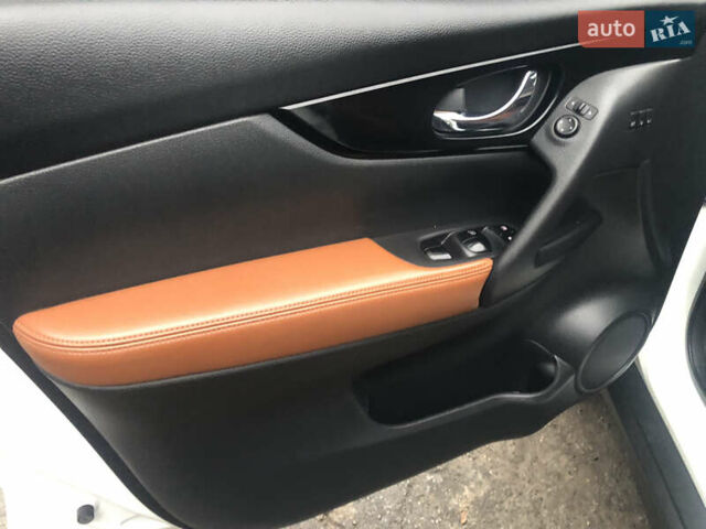 Белый Ниссан Rogue, объемом двигателя 2.49 л и пробегом 124 тыс. км за 17900 $, фото 35 на Automoto.ua