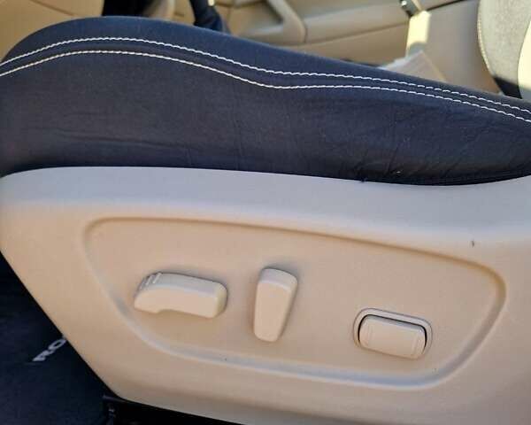 Белый Ниссан Rogue, объемом двигателя 2.49 л и пробегом 60 тыс. км за 16500 $, фото 23 на Automoto.ua