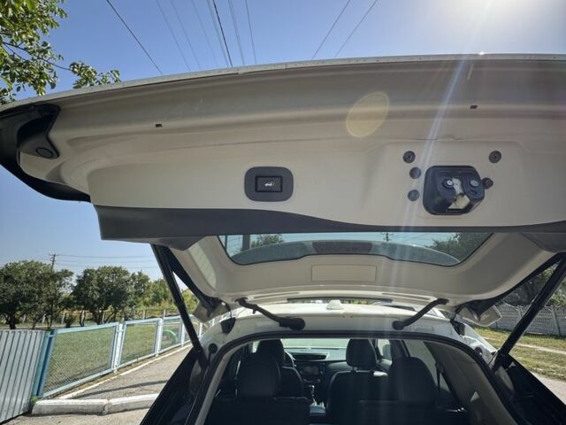 Білий Ніссан Rogue, об'ємом двигуна 2.5 л та пробігом 54 тис. км за 19500 $, фото 9 на Automoto.ua