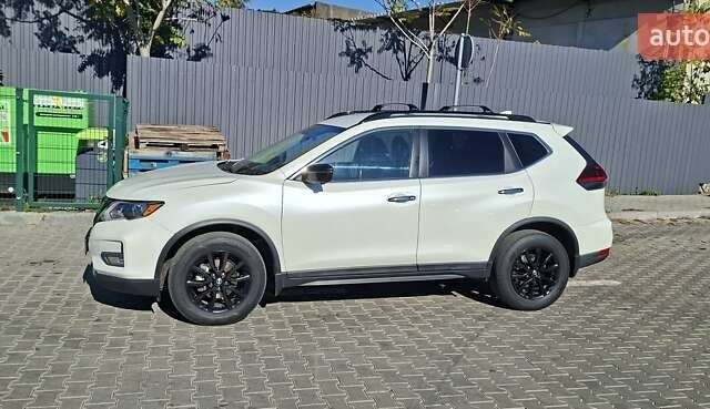 Білий Ніссан Rogue, об'ємом двигуна 2.49 л та пробігом 67 тис. км за 17400 $, фото 19 на Automoto.ua