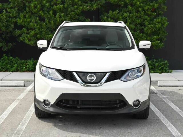 Белый Ниссан Rogue, объемом двигателя 2 л и пробегом 31 тыс. км за 9750 $, фото 1 на Automoto.ua