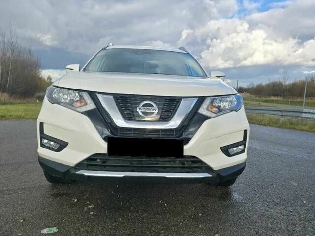 Белый Ниссан Rogue, объемом двигателя 0 л и пробегом 63 тыс. км за 10400 $, фото 3 на Automoto.ua