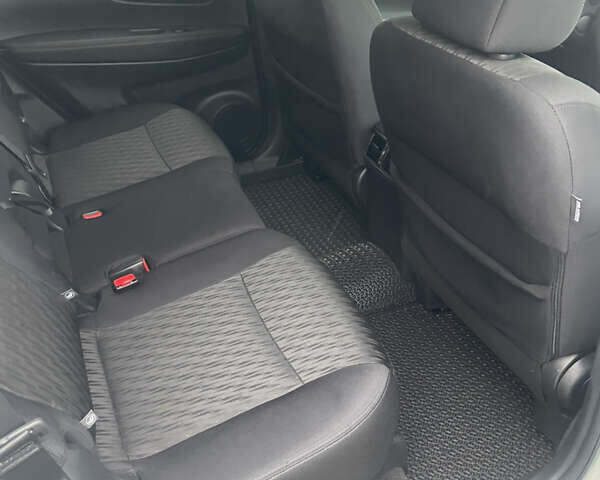 Белый Ниссан Rogue, объемом двигателя 2.49 л и пробегом 105 тыс. км за 16700 $, фото 20 на Automoto.ua