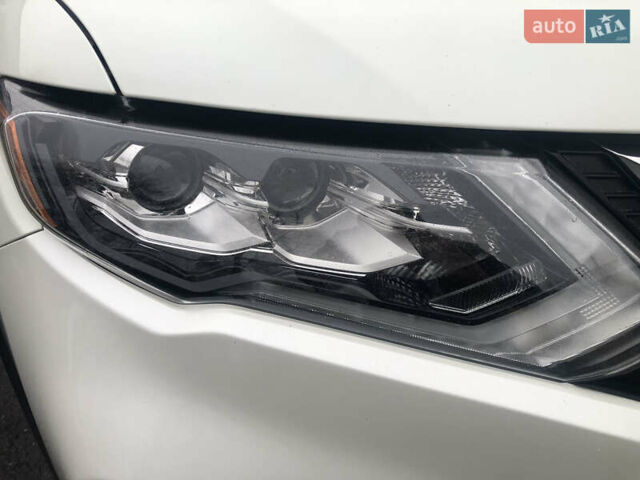 Белый Ниссан Rogue, объемом двигателя 2.49 л и пробегом 124 тыс. км за 17900 $, фото 42 на Automoto.ua