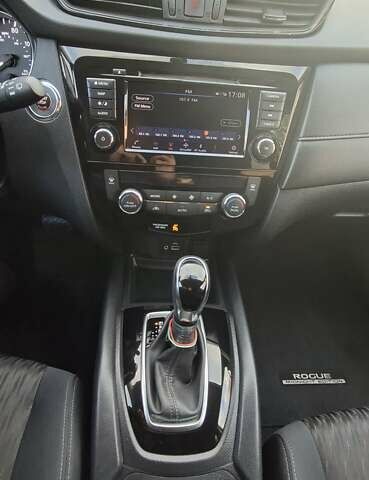 Білий Ніссан Rogue, об'ємом двигуна 2.49 л та пробігом 67 тис. км за 17400 $, фото 59 на Automoto.ua