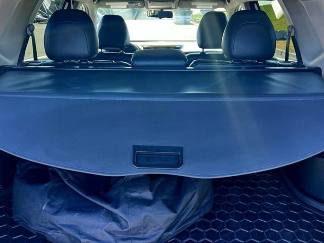 Белый Ниссан Rogue, объемом двигателя 2.5 л и пробегом 100 тыс. км за 15200 $, фото 8 на Automoto.ua