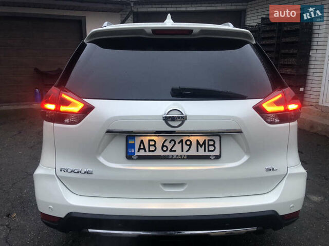 Белый Ниссан Rogue, объемом двигателя 2.49 л и пробегом 124 тыс. км за 17900 $, фото 11 на Automoto.ua