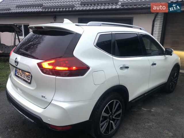 Белый Ниссан Rogue, объемом двигателя 2.49 л и пробегом 124 тыс. км за 17900 $, фото 9 на Automoto.ua
