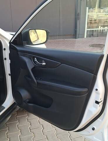 Білий Ніссан Rogue, об'ємом двигуна 2.49 л та пробігом 67 тис. км за 17400 $, фото 49 на Automoto.ua