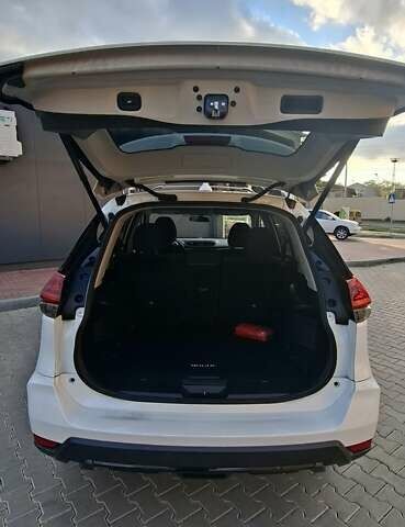 Білий Ніссан Rogue, об'ємом двигуна 2.49 л та пробігом 67 тис. км за 17400 $, фото 51 на Automoto.ua