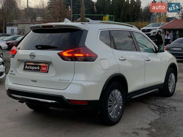 Белый Ниссан Rogue, объемом двигателя 2.5 л и пробегом 144 тыс. км за 14890 $, фото 6 на Automoto.ua