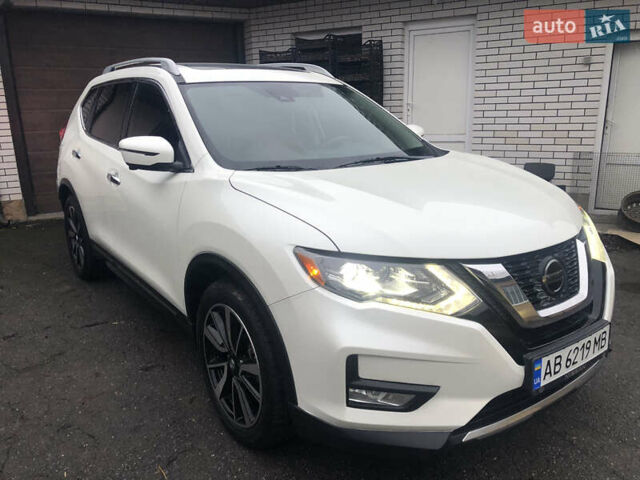 Белый Ниссан Rogue, объемом двигателя 2.49 л и пробегом 124 тыс. км за 17900 $, фото 6 на Automoto.ua