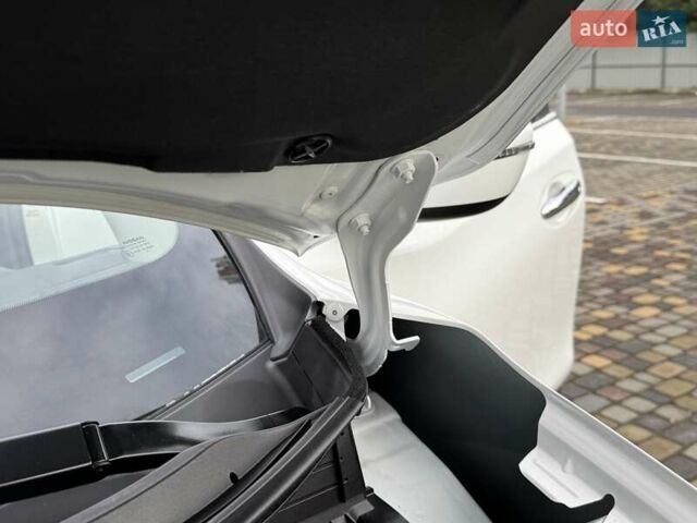 Белый Ниссан Rogue, объемом двигателя 2.5 л и пробегом 113 тыс. км за 14999 $, фото 55 на Automoto.ua