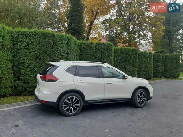Белый Ниссан Rogue, объемом двигателя 2.49 л и пробегом 66 тыс. км за 13931 $, фото 7 на Automoto.ua