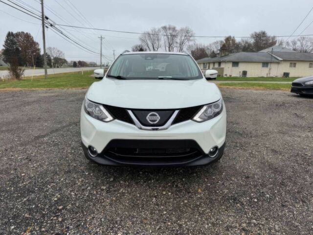 Белый Ниссан Rogue, объемом двигателя 2 л и пробегом 34 тыс. км за 1900 $, фото 1 на Automoto.ua