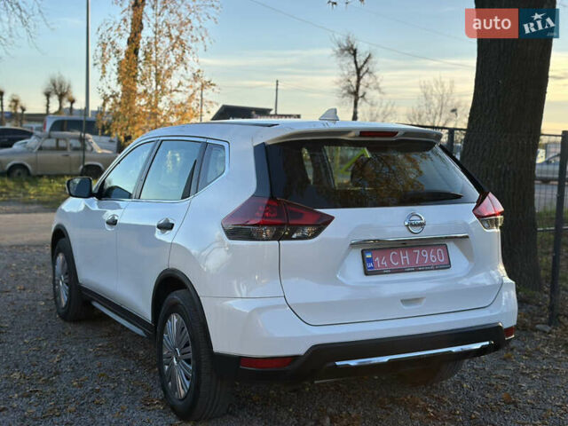Білий Ніссан Rogue, об'ємом двигуна 2.49 л та пробігом 90 тис. км за 14200 $, фото 15 на Automoto.ua