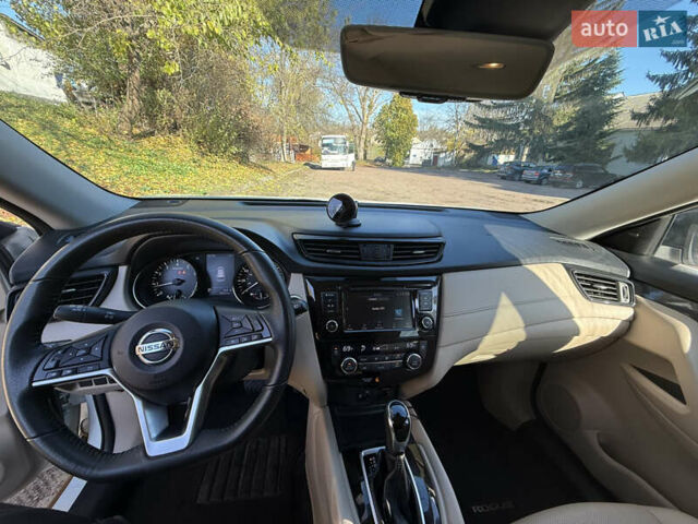 Белый Ниссан Rogue, объемом двигателя 2.49 л и пробегом 83 тыс. км за 16600 $, фото 8 на Automoto.ua