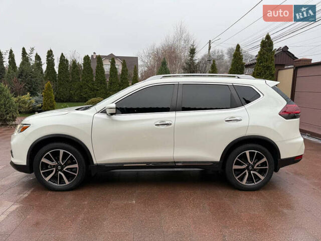 Белый Ниссан Rogue, объемом двигателя 2.49 л и пробегом 117 тыс. км за 17800 $, фото 3 на Automoto.ua