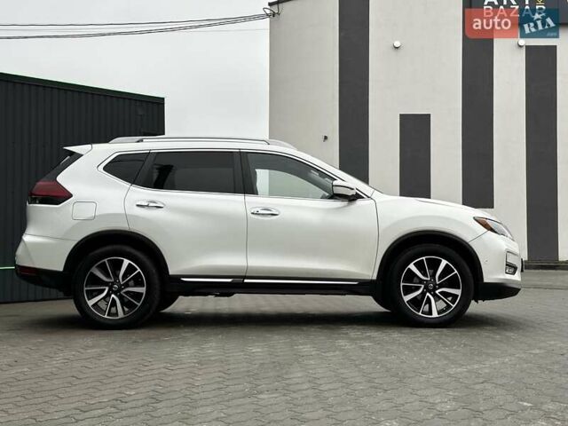 Белый Ниссан Rogue, объемом двигателя 2.49 л и пробегом 86 тыс. км за 20999 $, фото 12 на Automoto.ua