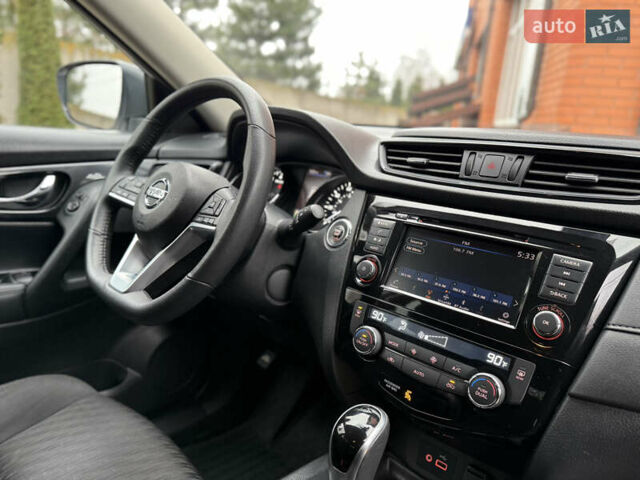 Белый Ниссан Rogue, объемом двигателя 2.5 л и пробегом 138 тыс. км за 13900 $, фото 55 на Automoto.ua