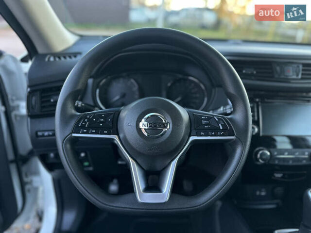 Білий Ніссан Rogue, об'ємом двигуна 2.49 л та пробігом 90 тис. км за 14200 $, фото 27 на Automoto.ua