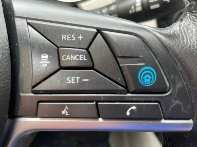 Білий Ніссан Rogue, об'ємом двигуна 2 л та пробігом 31 тис. км за 8000 $, фото 12 на Automoto.ua